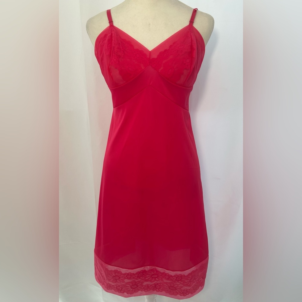 VTG Deadstock 60s VANITY FAIR Lace Slip Dress